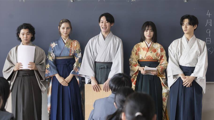 ちはやふる-めぐり　B３ポスター　當真あみ　原菜乃華　上白石萌音　最終ラスト1 前列左から當真あみ、原菜乃華。後列左から嵐莉菜、坂元愛登
