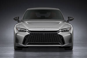 大幅改良で延命のレクサス「IS」。新型は3年以内に“シリーズ化”され登場か…ワゴン、SUV追加の可能性も