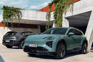 【SUVでここまでやる？】ポルシェ新型「カイエン・エレクトリック」予約開始。最大1156PS／0-100加速2.5秒の“BEV”誕生