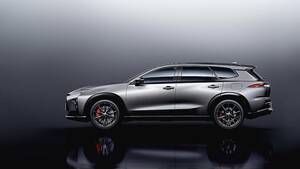 トヨタ、「クラウンエステート」にマット塗装の特別仕様車　取り扱いはクラウン専用店のみ