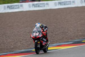 Moto3チェコ予選｜山中琉聖、マシントラブルでQ2アタックできず。ポールポジションはグイド・ピニ