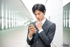 【ビジネスマナー】社内チャットの“既読スルー”問題 上司に返信する時はスタンプ、いいねでOK？ SNSの声をチェックしてみた結果...