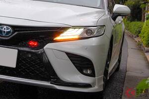 「お、お前…パトカーなの？」 見た目はスポーティな「トヨタのセダン」だが… 目立ちすぎ！な「カムリ」が話題に！ どんなクルマ？