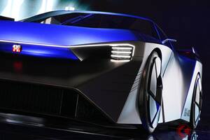 日産の「高性能スーパーカー」がスゴかった！ 丸目4灯テールランプ×“モザイク”エンブレム採用！ まるで「次期GT-R」な「ハイパーフォース」登場に期待！