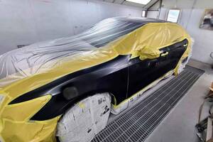 クルマの「オールペン」は新車時の塗装には敵わないってホント？　メーカーが塗る塗装との違いとは