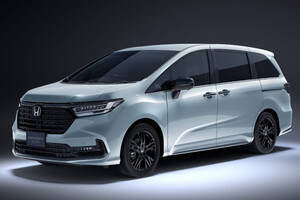 ホンダ、オデッセイの一部改良を実施【人気装備「大型ロールサンシェード」を全グレードに標準化】