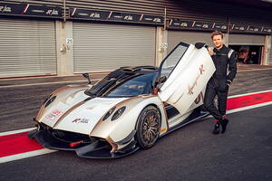 【ハイパーカー試乗記】世界で最も速く、最も感動的な車「パガーニ ウアイラ R Evo ロードスター」を我々は世界で1番最初にハンドルを握った！