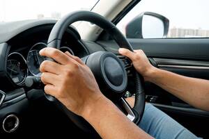 なんと「運転嫌い」が増えていた！ 「好き」「まあ好き」56.8%に急落、ハンドルを握る人はなぜここまで冷めたのか