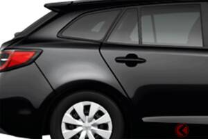 約257万円！ トヨタ最新・最安「“4WD”ステーションワゴン」が凄い！ 最上級より「80万円以上オトク」で“リッター27キロ超え”の低燃費！ めちゃ広ッ“荷室空間”の「カローラツーリングX」四駆仕様とは？