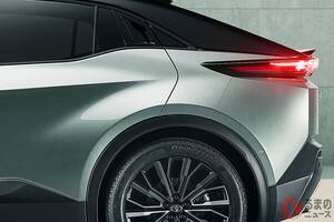 トヨタ新型「C-HR」“54万円値下げ”して予約開始！ 斬新サメ顔×343馬力の超パワフルユニット搭載！ 全長4.5mの“ちょうどいい大きさ”に高性能4WDも搭載する「＋」ドイツ仕様とは！