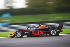 元レッドブル育成の荒尾創大が語る、苦悩の英国GB3。有望チームメイトと切磋琢磨「アレックス・ダンに勝てば、アントネッリにも勝てると思っていた」