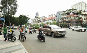 〈海外取材ルポ〉ベトナムの“劣悪”な交通事情　傍若無人のバイクや車　横断歩道は止まっちゃダメ？