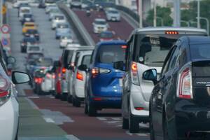 昨年よりも渋滞の回数は増加!? お盆の渋滞は「最大45km」予測 いつがピーク？ もっとも渋滞する高速道路の地点とは