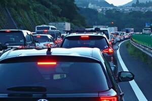いよいよ「お盆期間の激烈渋滞」突入！ 下り線の混雑ピークは各地で最大40km超えも【8月9日の渋滞予測】