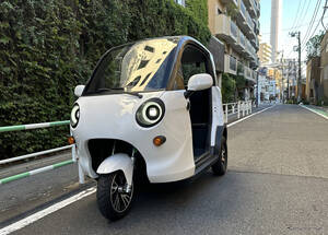 「昭和のオート三輪風に…」ソーラーパネル搭載3輪EV『スリールオータ』に注目！「なんか可愛い」とデザインを評価する声も
