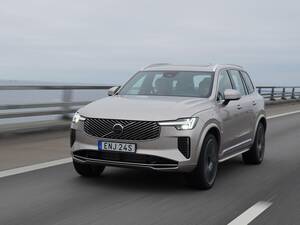 【試乗】ボルボ XC90が大幅改良。「完全電動化への橋渡し」だけでは役不足だと感じる、新型の熟成度