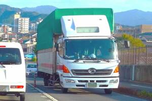 運賃交渉すれば“村八分”にされる？ 荷主を過剰に気遣う中小運送の社長たち、本当に守るべきは誰なのか？