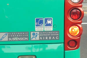 乗用車のように自動ブレーキが普及すれば事故が減る……ってワケにはいかない！　トラックやバスの安全装備普及は想像以上に難しかった