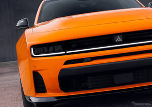 マッスルカーにはやっぱりエンジン！新型『チャージャー』登場に「センス抜群！」「これなら日本でも」など反響