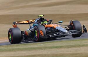 ノリス最速で初日締めくくる。15番手角田裕毅は予選＆レースペースに不安残る｜F1イギリスGP FP2