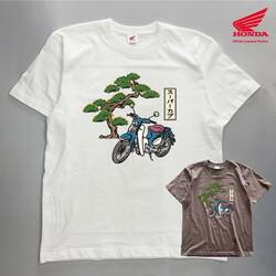CAMSHOP.JP の「浮世絵スーパーカブ Tシャツ」が成田空港にて販売開始！