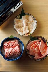 わざわざ訪れたくなる豊中の新店「焼肉 日の出」──うまいもんが勢揃い！大阪グルメ、ハイ＆ロー巡り「焼肉編」