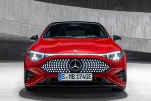 3代目新型メルセデス・ベンツ「CLA」が誕生！ まずはBEV、年末までに48Vマイルドハイブリッド仕様を追加【新車ニュース】