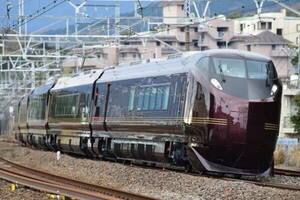 在来線で上野→越後湯沢まで直通！「異色のハイグレード車両」で運行へ 6月に1日限定