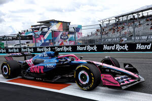 短期間でのチーム代表交代や、主要人物の離脱が続くアルピーヌF1。ルノーCEOは「安定性」を求め投資継続を明言
