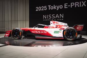 日産、フォーミュラE東京E-Prixに向けて特別マシンカラーを公開。レトロゲーム内にタイムスリップしたようなデザインに