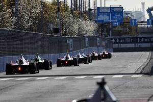 フォーミュラE東京E-Prix、J SPORTSの中継には、ゲスト解説として山本左近＆ロニー・クインタレッリが登場