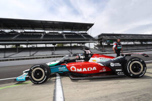佐藤琢磨、インディ500初日はニューマシンのシェイクダウンに集中「無事に走行できた事に感謝」
