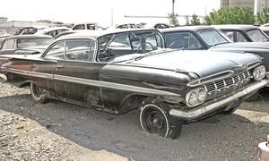 カスタムカー界隈で話題の解体場で見つけた貴重な「廃車」　20選　ジャンクヤード探訪記