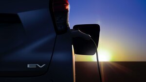 三菱の新型軽EV「K-EV コンセプト クロススタイル」発表。東京オートサロン2022出展車