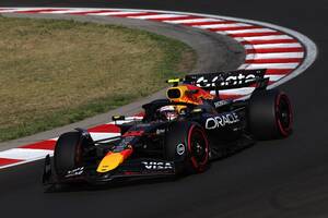 レッドブル角田裕毅、F1ハンガリーGP初日は“前進”も「チーム全体として苦戦」FP2では僚友フェルスタッペン上回る