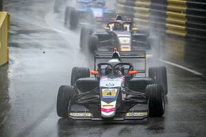 マカオGP予選レース：大雨で赤旗中断となったレースをマクラーレン育成ウゴチュク制す。日本人最上位はトムスの中村仁