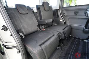スズキ「4人乗り軽ワゴン」まるで“高級車”な「豪華リアシート」搭載！ 快適すぎる画期的アイテム初採用した「スペーシア」のインテリアとは？