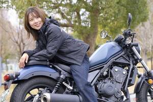 見た目は大型の大迫力！ 走りと操作性は中型の扱いやすさ！ ホンダ「レブル500」はそんなちょうど良さを兼ね備えた大型入門クルーザー