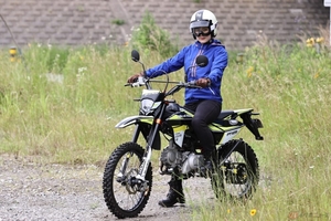 手軽にオンオフを楽しめるNicot motorcycle「PT125」に試乗 ～高梨はづきのきおくきろく。～
