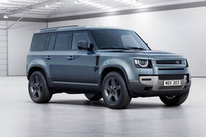 【ランドローバー】巨大なスペースをどう使う？２人乗り商用ディフェンダー日本初上陸