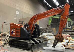 日立建機、バッテリー駆動式ショベルでピーク電力60%削減を実証