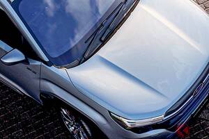 440万円超え！ スバル新型「SUV」がスゴイ！ 2リッター「水平対向」エンジン搭載！ 全長4.7m級の人気SUV「フォレスター」が販売店でも話題に