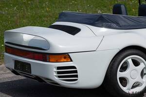 世界でたった1台の“ハイテクポルシェ” 38年前に登場した「959」のオープンモデル「スピードスター」がオークション登場 気になる落札価格とは
