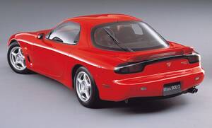 なぜ25年も前の国産中古車がアメリカで人気に？ 「GT-R」「RX-7」はさらに高騰！ “25年ルール”ってなんだ【クルマの経済学】