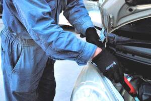 「車を直せない時代」が来る？ 専門学校入学者「47%減」の衝撃――なぜ自動車整備士は「3K」イメージを払拭できないのか