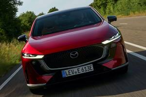 走りは「らしく」ない？　新型 マツダ6e（2）　CX-60に近い乗り心地　中国由来は隠せず