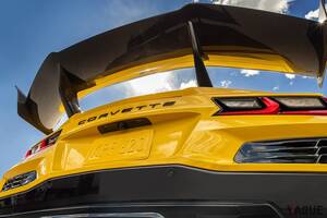 1000馬力超えの“アメリカン・スーパーカー” 新型シボレー「コルベットZR1」生産開始 「もしかして激安!?」ネットでの反響とは