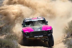 トーヨー　SCORE BAJA 500レースでオープンカントリーを供給、サポートするアラン・アンプディア選手のチームが総合優勝