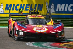 WEC第2戦イモラのハイパーカークラスは50号車フェラーリが優勝！ 表彰式は地元ファンの大歓声に包まれました【みどり独乙通信】