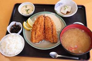 三浦半島ツーリングで寄ってみては？　美味しいアジフライを求めて走る旅【オススメ5選】～三浦市編～